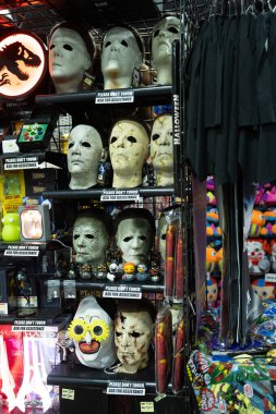 Motor City Comic Con sunuculuğunu Novi, Michigan 'daki Suburban Collection Showplace üstlendi.