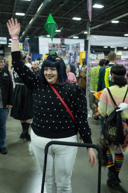 Motor City Comic Con sunuculuğunu Novi, Michigan 'daki Suburban Collection Showplace üstlendi.