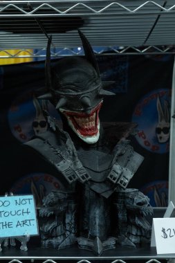 Motor City Comic Con sunuculuğunu Novi, Michigan 'daki Suburban Collection Showplace üstlendi.