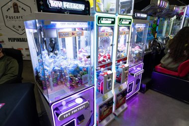 Motor City Comic Con sunuculuğunu Novi, Michigan 'daki Suburban Collection Showplace üstlendi.