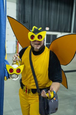 Motor City Comic Con sunuculuğunu Novi, Michigan 'daki Suburban Collection Showplace üstlendi.