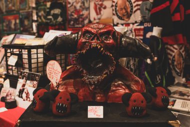 Michigan, Ypsilanti 'deki Ann Arbor Marriott' ta 5 Nisan 2025 'te Astronomicon 8 kongresi