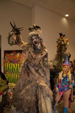 Michigan, Ypsilanti 'deki Ann Arbor Marriott' ta 5 Nisan 2025 'te Astronomicon 8 kongresi