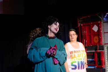 Michigan Rocky Korku Koruma Derneği 'nden Gay Pride Tema Şovu Wayne Michigan' daki State Wayne Tiyatrosu 'nda gölgelendi.