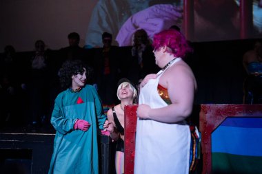 Michigan Rocky Korku Koruma Derneği 'nden Gay Pride Tema Şovu Wayne Michigan' daki State Wayne Tiyatrosu 'nda gölgelendi.