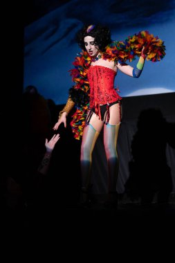 Michigan Rocky Korku Koruma Derneği 'nden Gay Pride Tema Şovu Wayne Michigan' daki State Wayne Tiyatrosu 'nda gölgelendi.