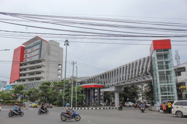Semarang Sağlık Bakanlığı ve Pandanaran Skybridge. Semarang, Endonezya, 25 Aralık 2022