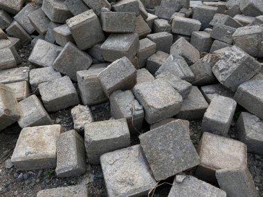 Kaldırım, zemin ya da beton blok kaldırım, küp şeklinde.