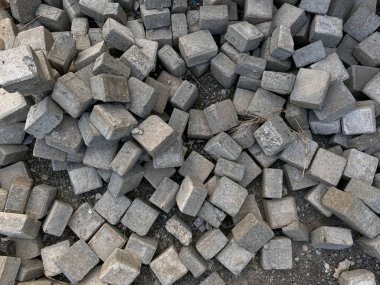 Kaldırım, zemin ya da beton blok kaldırım, küp şeklinde.