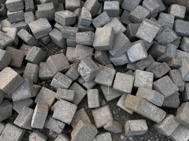 Kaldırım, zemin ya da beton blok kaldırım, küp şeklinde.