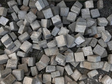 Kaldırım, zemin ya da beton blok kaldırım, küp şeklinde.