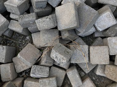 Kaldırım, zemin ya da beton blok kaldırım, küp şeklinde.