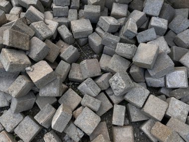 Kaldırım, zemin ya da beton blok kaldırım, küp şeklinde.