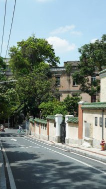 Eski binalar Çin 'in eski şehirlerine bakıyor. 