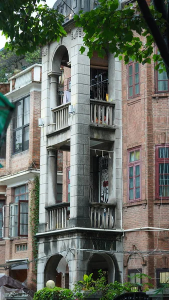 Vecchi Edifici Situati Nella Vecchia Strada Della Città Guangzhou Cina — Foto Stock