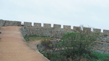 Çin 'in eski balıkçı köyü taş kale duvarıyla korunuyor.