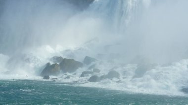 Sonbaharda güzel Niagara şelalesi manzarası