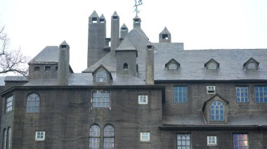 ABD Dolystown 'daki betonla inşa edilmiş eski bir ev.