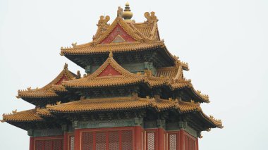 Yasak Pekin Şehri 'nin köşesindeki köşedeki pavilon.