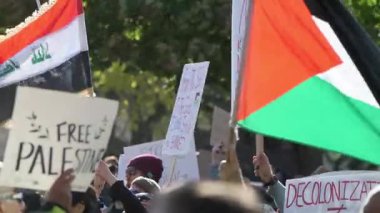 Minneapolis, Minnesota. 15 Ekim 2023. Filistin için yürüyüş. Binlerce insan Filistinlileri desteklemek ve Gazze 'deki bombalı saldırıları kınamak için toplandı.