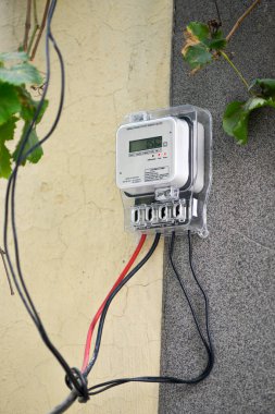 Güç kullanımını ölçmek için elektrik akıllı sayaçları