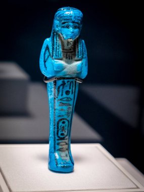 I. Pindjem 'den Ushabti, faience, Hanedan XXI, MÖ 1069-1032, mezar DB 320, Dehir el-Bahari, Teb, Mısır, Britanya Müzesi koleksiyonu
