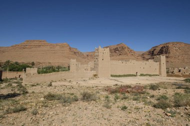 mud and adobe architecture, Ifri kasbah, Ziz river valley, Atlas mountains,  Morocco, Africa
