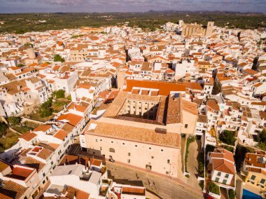 San Diego manastırı, barok tarzı, Sa Luna avlusu, Fransisken manastırı, XVII. Yüzyıl, Alaior, Menorca, Balear adaları, İspanya