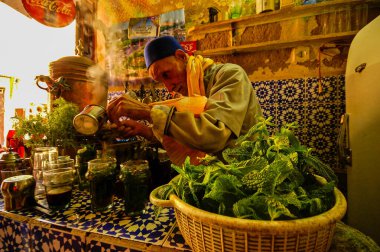 Geleneksel çay. Fez. Fas 'ta. Maghreb. Afrika.