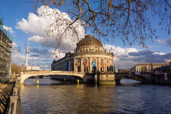 Bode Museum Bridge River Spree Museum Island Berlin Germany Europe — Φωτογραφία Αρχείου