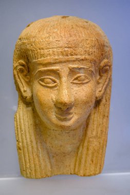 Carthage 'dan kadın protom, kilden, 6 sent. MÖ, Kartaca Ulusal Müzesi, Kolezyum, Roma, Lazio, İtalya ,