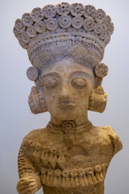 Kadın heykeli, İbiza 'dan, kil, dördüncü sent. MÖ, Madrid müzesi arkeolojik nacional, Kolezyum, Roma, Lazio, İtalya ,