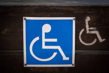 Hareket kabiliyeti düşük insanlar için yedek kulübesi, Son Trias Eğlence Alanı,