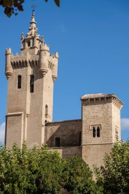 13. yüzyıldan kalma El Salvador Kilisesi Ejea de los Caballeros, Cinco Villas, Aragon, İspanya