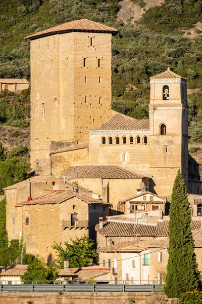 Iglesia San Martín Castillo Sancho Mayor Biel Cinco Villas Aragón —  Fotos de Stock