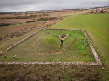Cotorrita Dolmen, Neolitik, Los Altos Belediyesi, Las Merindades, Burgos, İspanya