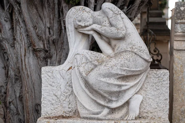 Female Mourner Palma Cemetery Mallorca Balearic Islands Spain — Stock Photo, Image