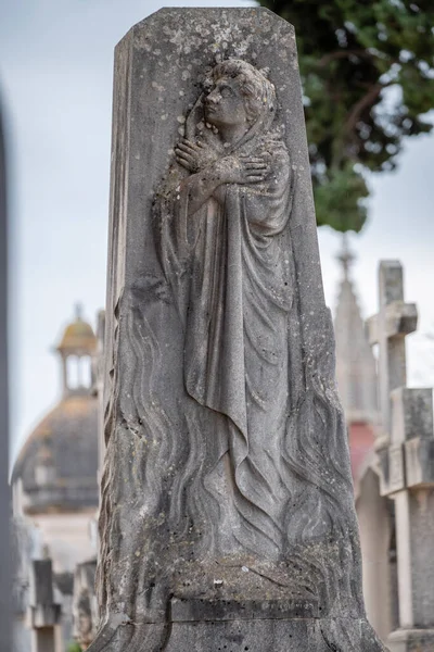 Женщина Завернутая Вуаль Пальма Кладбище Майорка Балеарские Острова Испания — стоковое фото