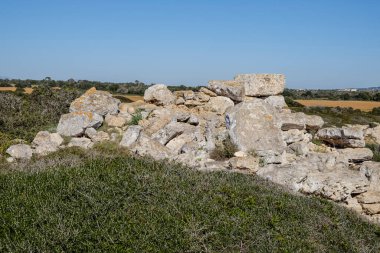 Punta des Baus 'un kalıntıları Talayotik yerleşim, Santanyi, Mallorca, Balear Adaları, İspanya
