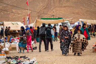 Mercado Bereber en Tamtatouch, valle del Todra, alto Atlas, Marruecos, Afrika
