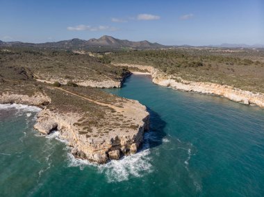 Cala Virgili, Cala pilota y Cala Magraner con muntanya Grossa al fondo, Manacor, Mallorca, Balearic Islands, Spain