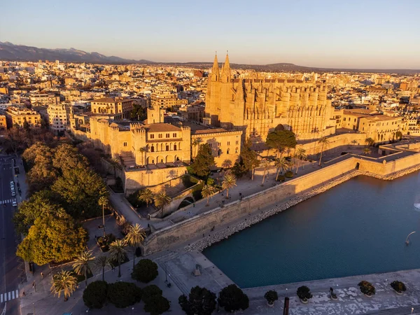 Pałac Królewski Almudaina Katedra Palma Majorka Baleary Hiszpania — Zdjęcie stockowe
