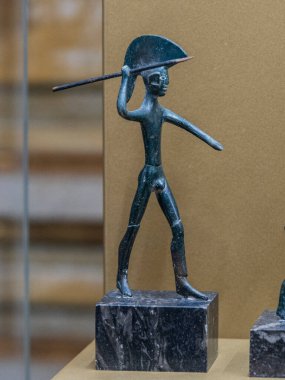 MÖ 5. yüzyılda bronz savaşçı veya Laran saldırısında, Musei Vaticani, Vatikan Devleti, Roma, Lazio, İtalya