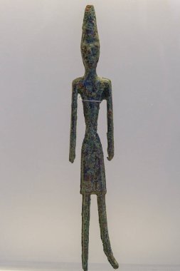 Erkek heykelcikler, Byblos, bronz, orta bronz çağı, Beyrut Ulusal Müzesi, Kolezyum, Roma, Lazio, İtalya ,