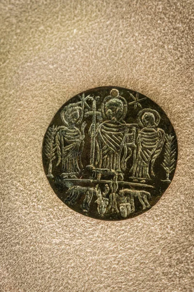 Medalhão Cristo Coroando Pedro Paulo Século Musei Vaticani Estado Cidade — Fotografia de Stock
