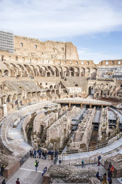 コロシアム 円形劇場フラウィウス 1世紀に建てられました ローマ ラツィオ イタリア — ストック写真