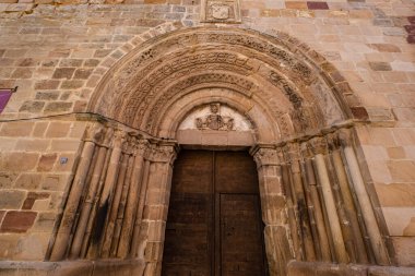 Iglesia de Santiago, 12. yüzyıl Romanesk, Siguenza, Guadalajara, İspanya