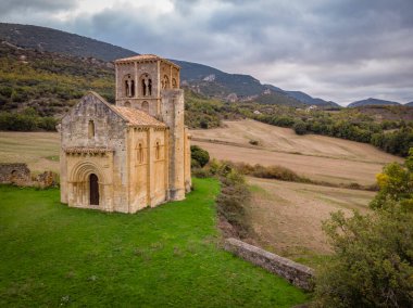 San Pedro de Tejada 'da inziva, Roma inzivası, Puente-Arenas, Merindad de Valdivielso, Burgos, İspanya