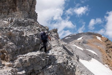 Taillon 'a çıkış rotası, 3144 metre, Fransız Pirenesi, Fransa