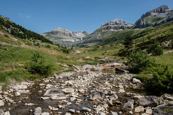 Rzeka Estarrun Aisa Valley Jacetania Huesca Hiszpania — Zdjęcie stockowe